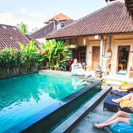 The Wayan House Hostel Ubud  Exterior photo